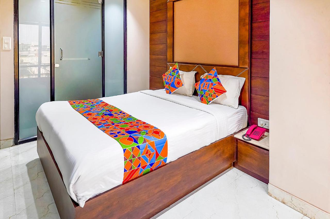 Fabhotel Eros 211 - Nr Sreebhumi Kolkata Bagian luar foto