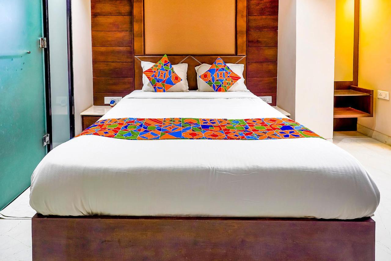Fabhotel Eros 211 - Nr Sreebhumi Kolkata Bagian luar foto