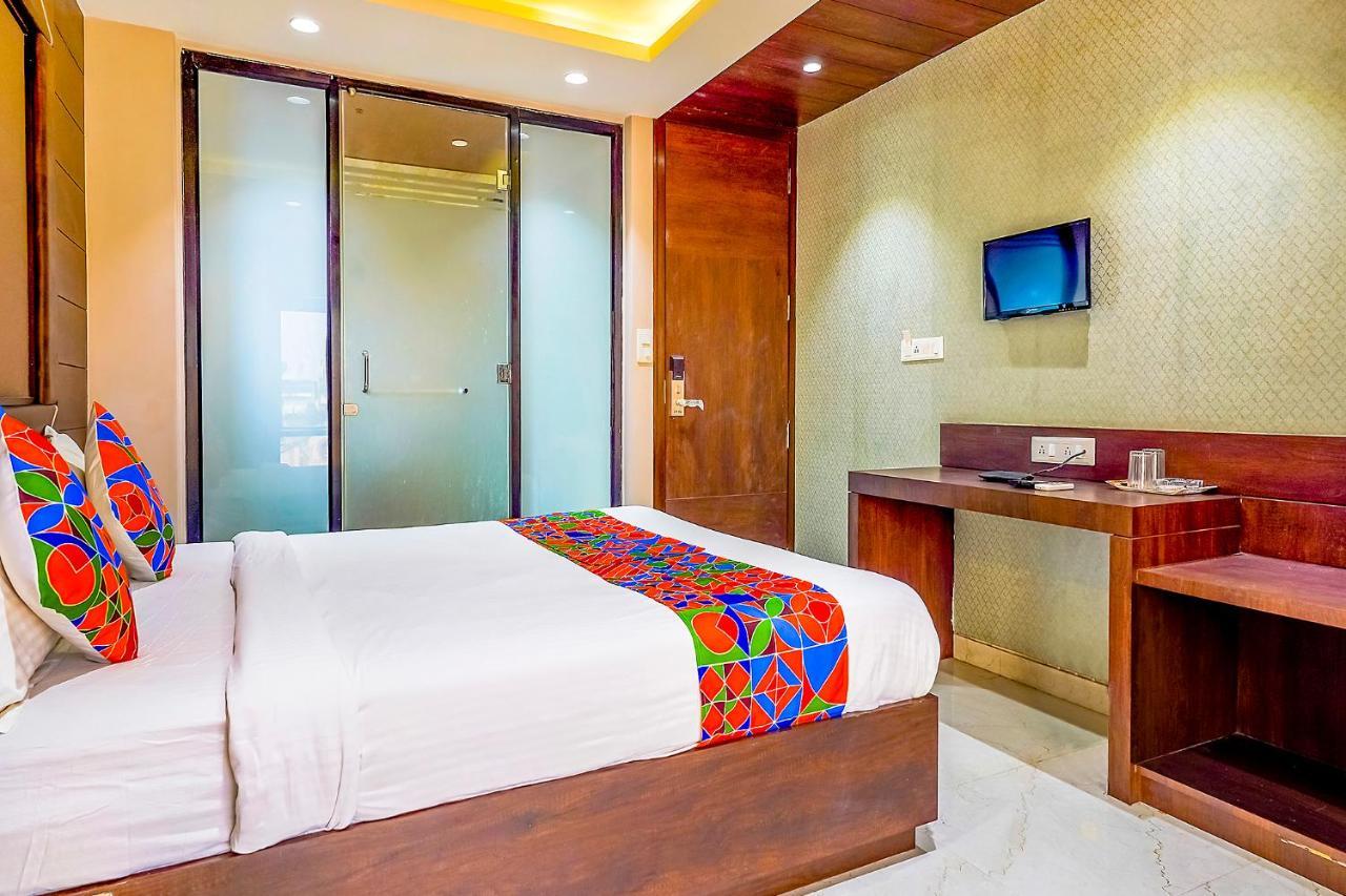 Fabhotel Eros 211 - Nr Sreebhumi Kolkata Bagian luar foto